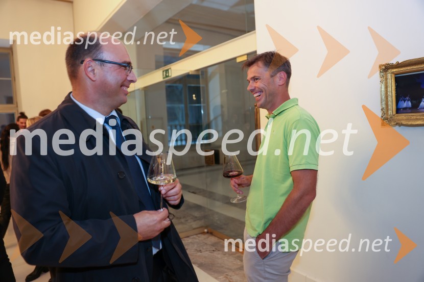  Matej Žunkovič, vodja mariborskega centra RTV Slovenija;  Darko Pukl, glavni urednik, Radio SiFrišno / Fresh – 1. Dan nove slovenske glasbe