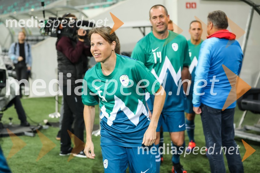  Vesna  Fabjan, smučarska tekačicaDobrodelni dogodek Fundacije Miroslava Cerarja