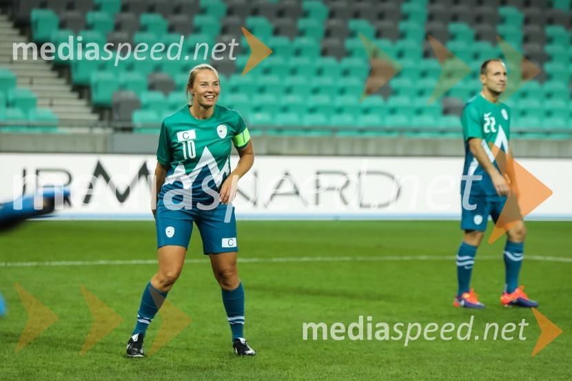  Tina Maze, bivša slovenska alpska smučarkaDobrodelni dogodek Fundacije Miroslava Cerarja