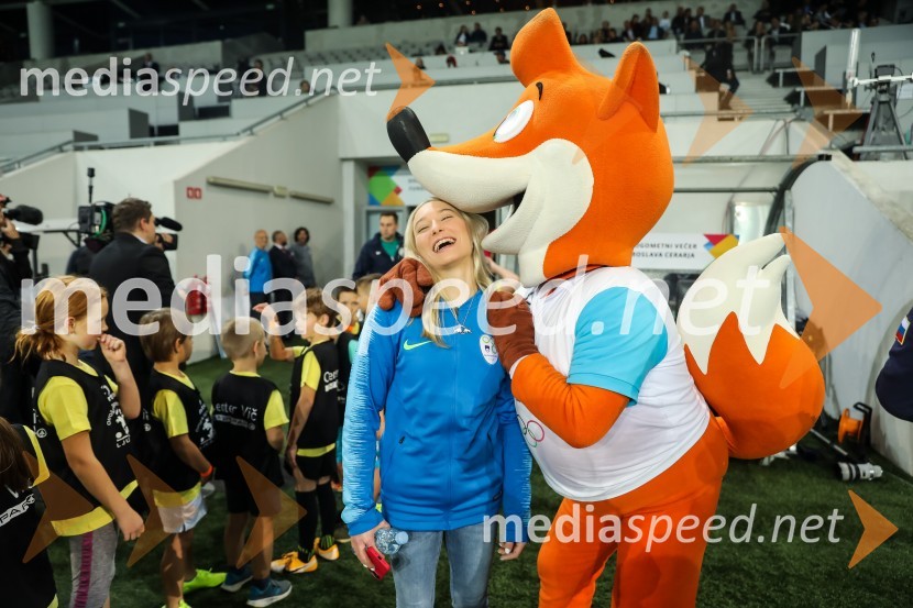  Janja Garnbret, športna plezalkaDobrodelni dogodek Fundacije Miroslava Cerarja