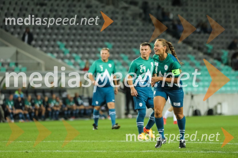  Tina Maze, bivša slovenska alpska smučarkaDobrodelni dogodek Fundacije Miroslava Cerarja