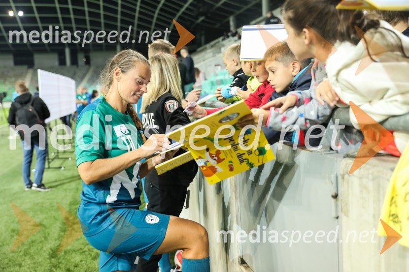  Tina Maze, bivša slovenska alpska smučarkaDobrodelni dogodek Fundacije Miroslava Cerarja