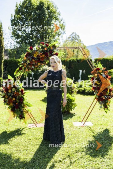  Carmen OsovnikarEkskluzivno druženje z Vražjimi damami