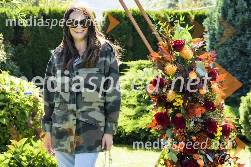  Pika  Zrim, The50thAvenue, Le Specs SlovenijaEkskluzivno druženje z Vražjimi damami