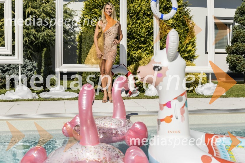  Gordana Grandošek Whiddon, plesalka, lastnica blagovne znamke GGWEkskluzivno druženje z Vražjimi damami