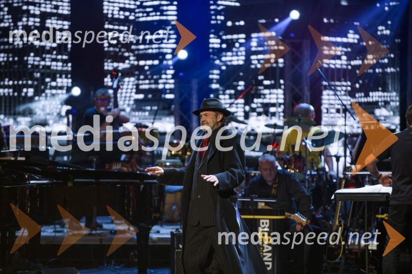  Jure Ivanušič, dramski igralec in glasbenikFrišno / Fresh – 1. Dan nove slovenske glasbe