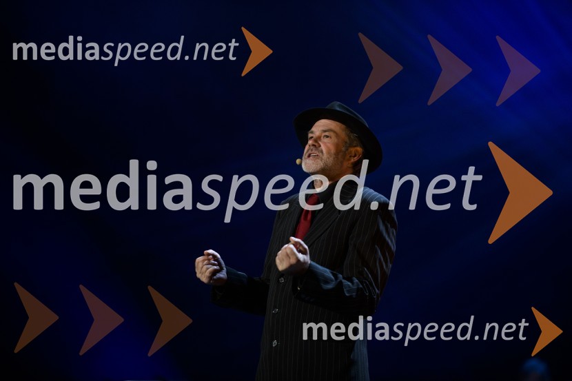  Jure Ivanušič, dramski igralec in glasbenikFrišno / Fresh – 1. Dan nove slovenske glasbe