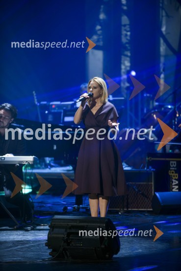  Marjetka Vovk, pevka, duo MaraayaFrišno / Fresh – 1. Dan nove slovenske glasbe