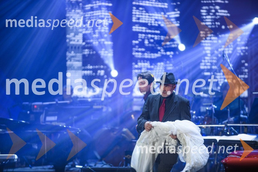  Tadej Tomšič, dirigent, saksofonist;  Jure Ivanušič, dramski igralec in glasbenikFrišno / Fresh – 1. Dan nove slovenske glasbe