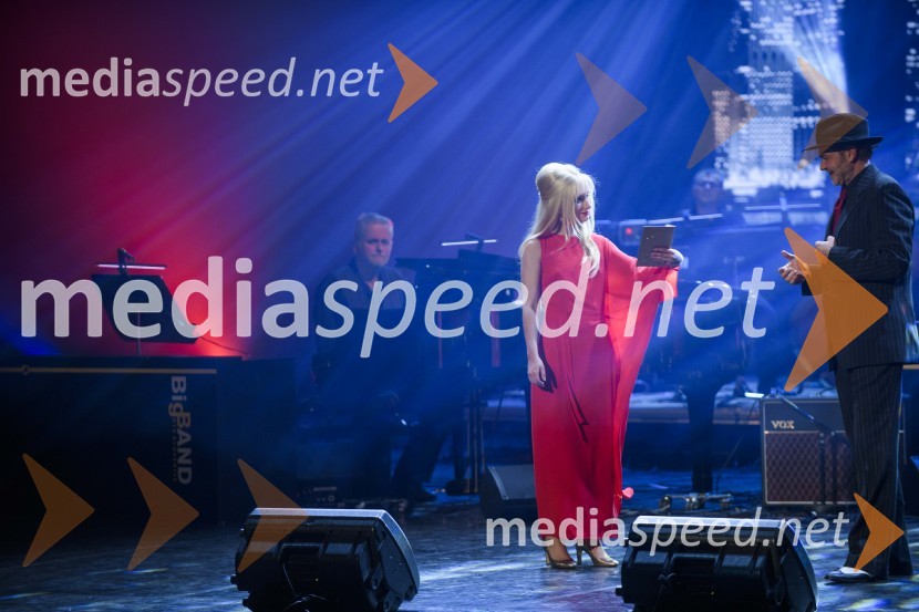  Helena Ponudič, novinarka radia Maribor;  Jure Ivanušič, dramski igralec in glasbenikFrišno / Fresh – 1. Dan nove slovenske glasbe