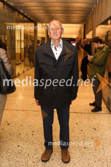  Miroslav Cerar, nekdanji gimnastičar, predsednik Odbora za podeljevanje Bloudkovih priznanjČešnjev vrt, premiera komedije in podelitev Dnevnikove nagrade Tjaši Železnik