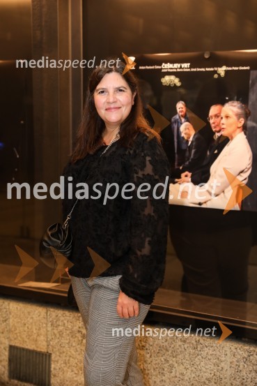  Teja Pelko, novinarka, Svet24Češnjev vrt, premiera komedije in podelitev Dnevnikove nagrade Tjaši Železnik