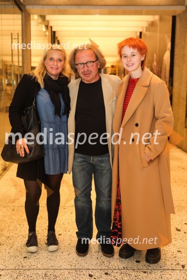  Tatjana Doma, dramaturginja SLG Celje;  Jaša Jamnik, igralec in režiser;  Lola DomaČešnjev vrt, premiera komedije in podelitev Dnevnikove nagrade Tjaši Železnik