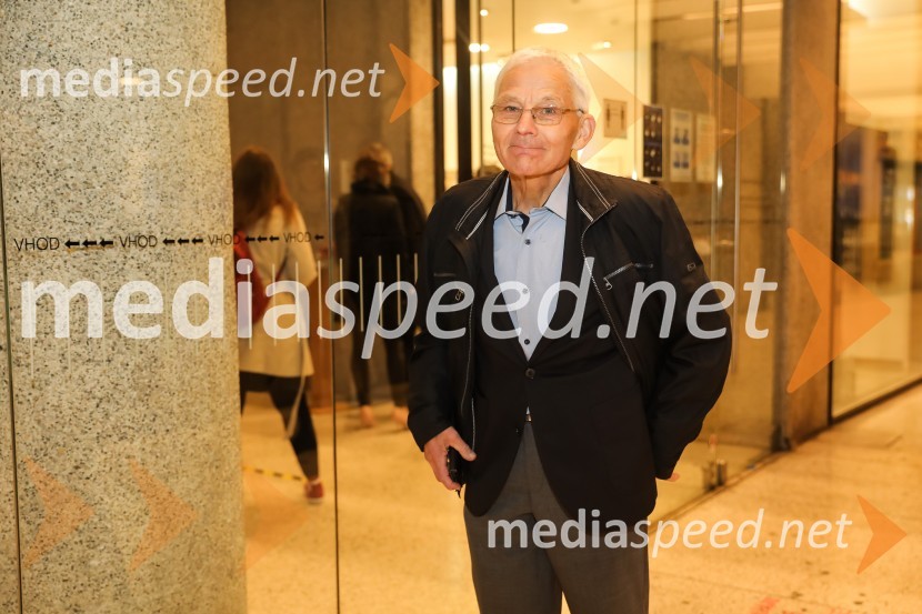  Tone Peršak, pisateljČešnjev vrt, premiera komedije in podelitev Dnevnikove nagrade Tjaši Železnik