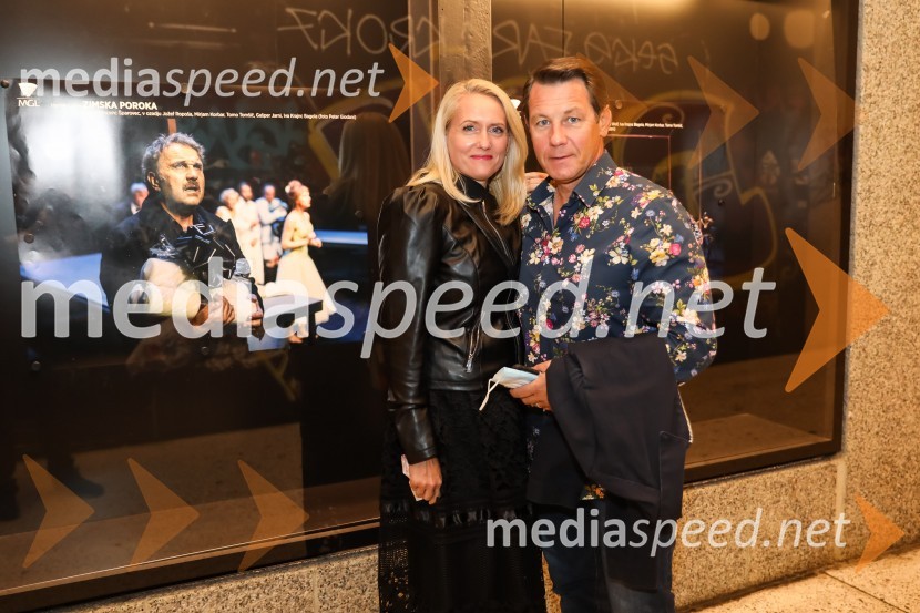  Tina Vozelj;  Marko Vozelj, pevecČešnjev vrt, premiera komedije in podelitev Dnevnikove nagrade Tjaši Železnik