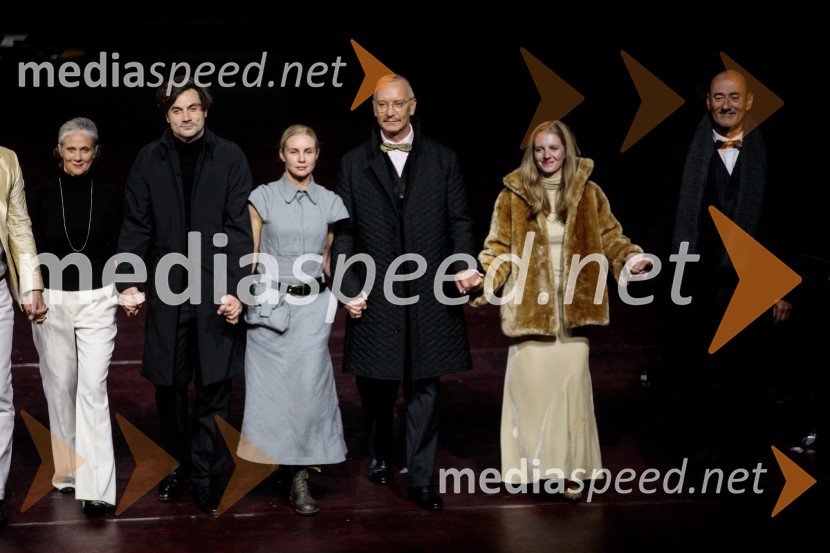 Češnjev vrt, premiera komedije in podelitev Dnevnikove nagrade Tjaši Železnik