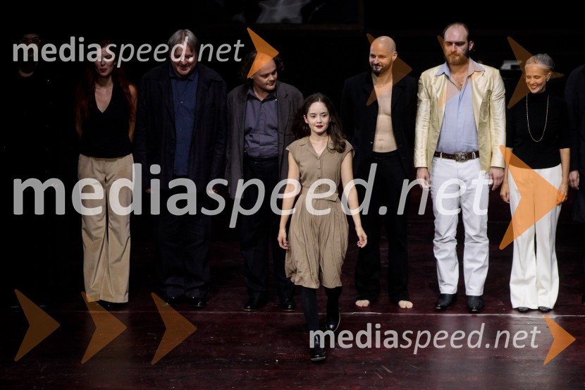 Češnjev vrt, premiera komedije in podelitev Dnevnikove nagrade Tjaši Železnik