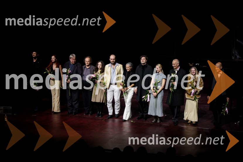 Češnjev vrt, premiera komedije in podelitev Dnevnikove nagrade Tjaši Železnik