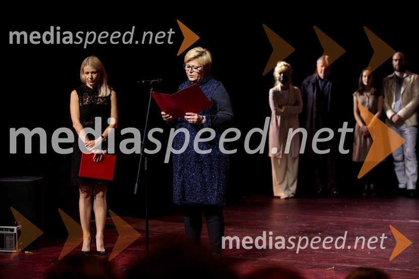  Tjaša  Železnik, igralka;  Tina Mahkota, prevajalkaČešnjev vrt, premiera komedije in podelitev Dnevnikove nagrade Tjaši Železnik