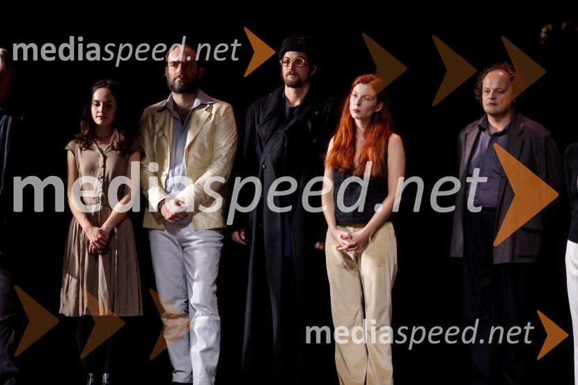 Češnjev vrt, premiera komedije in podelitev Dnevnikove nagrade Tjaši Železnik