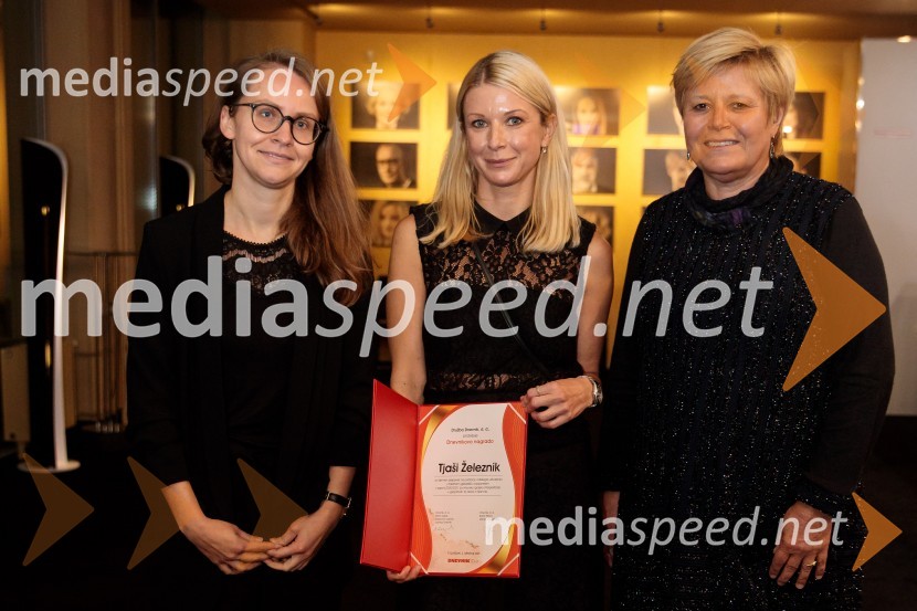  Maja Šučur;  Tjaša  Železnik, igralka;  Tina Mahkota, prevajalkaČešnjev vrt, premiera komedije in podelitev Dnevnikove nagrade Tjaši Železnik