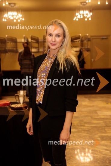 Češnjev vrt, premiera komedije in podelitev Dnevnikove nagrade Tjaši Železnik