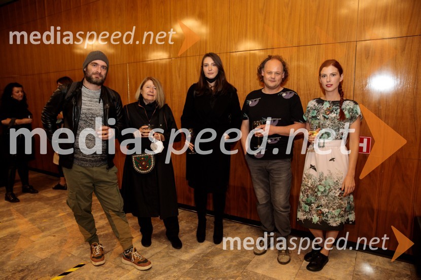 Češnjev vrt, premiera komedije in podelitev Dnevnikove nagrade Tjaši Železnik