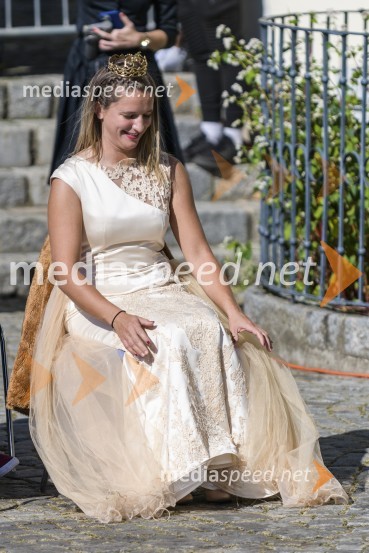  Ana Pavlin, 24. vinska kraljica Slovenije35. Svečana trgatev Stare trte