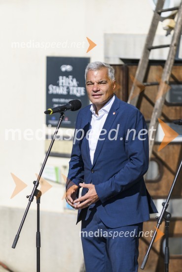  Saša Arsenovič, župan občine Maribor, podjetnik35. Svečana trgatev Stare trte