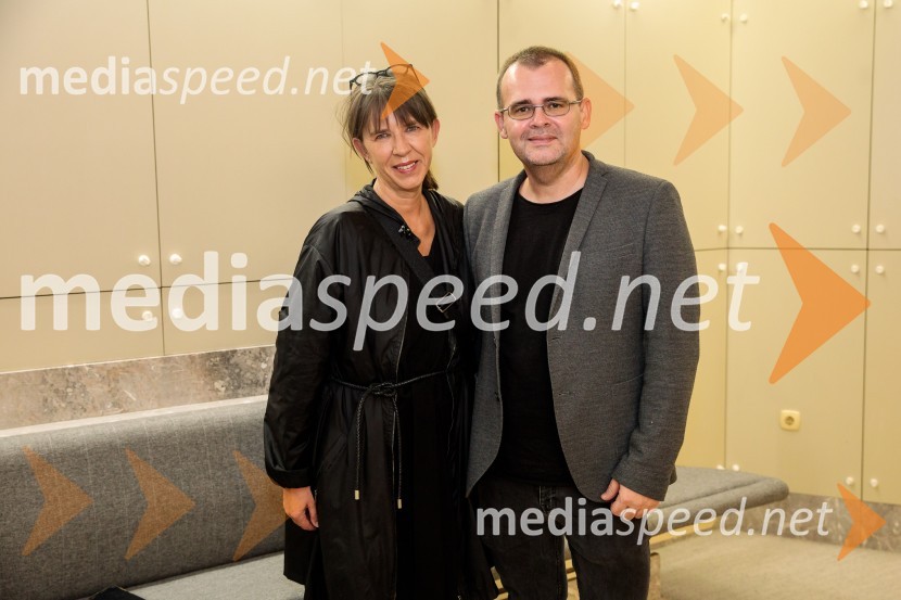  Barbara Rogelj, Cankarjev dom;  Alan Kavčič, predstavnik za odnose z javnostmi SNG MariborNanine pesmi, glasbeno-plesna predstava