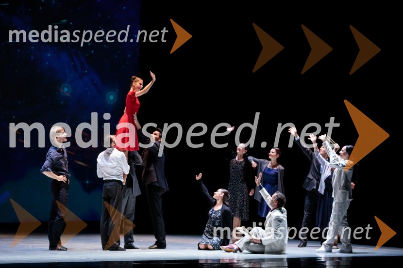 Nanine pesmi, glasbeno-plesna predstava