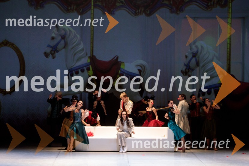 Nanine pesmi, glasbeno-plesna predstava