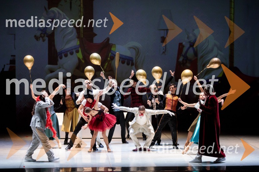 Nanine pesmi, glasbeno-plesna predstava