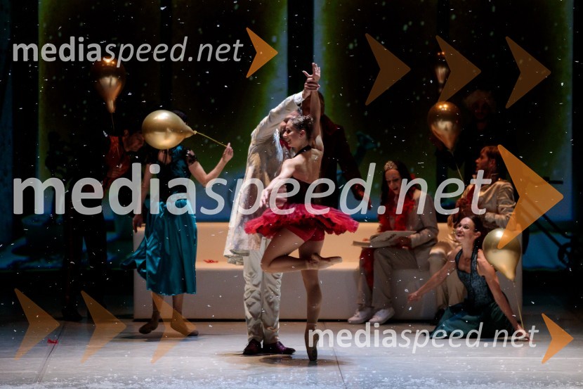  Tiberiu Marta, baletni plesalec;  Ema Perić, baletna plesalkaNanine pesmi, glasbeno-plesna predstava