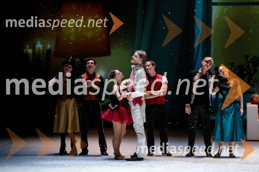  Ema Perić, baletna plesalkaNanine pesmi, glasbeno-plesna predstava