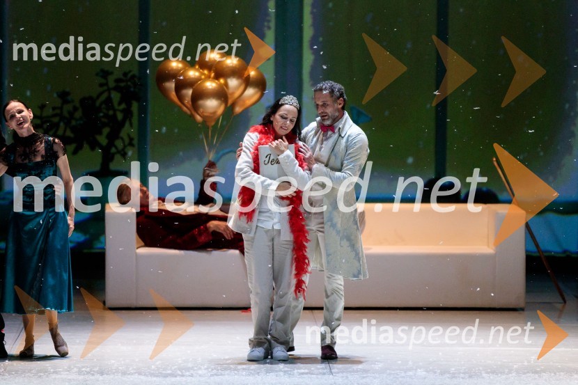  Nana Milčinski, pevka;  Tiberiu Marta, baletni plesalecNanine pesmi, glasbeno-plesna predstava