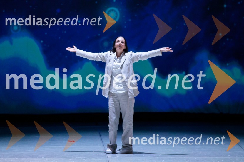  Nana Milčinski, pevkaNanine pesmi, glasbeno-plesna predstava