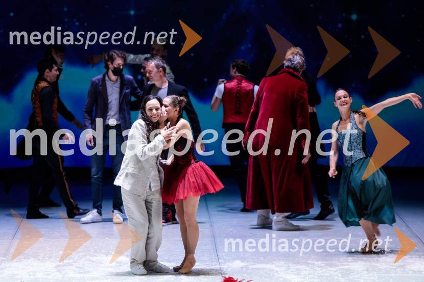  ... ;  Ema Perić, baletna plesalkaNanine pesmi, glasbeno-plesna predstava