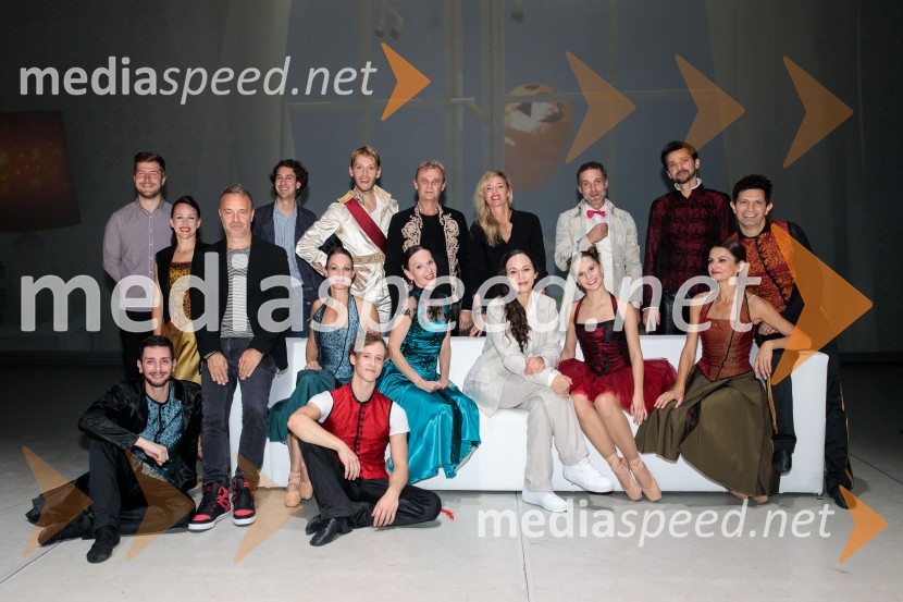 Nanine pesmi, glasbeno-plesna predstava