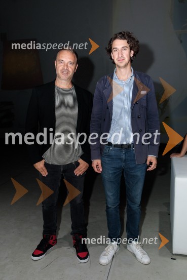  Jani Hace, glasbenik;  Matija Krečič, violinist in skadatelj, Momento CiganoNanine pesmi, glasbeno-plesna predstava