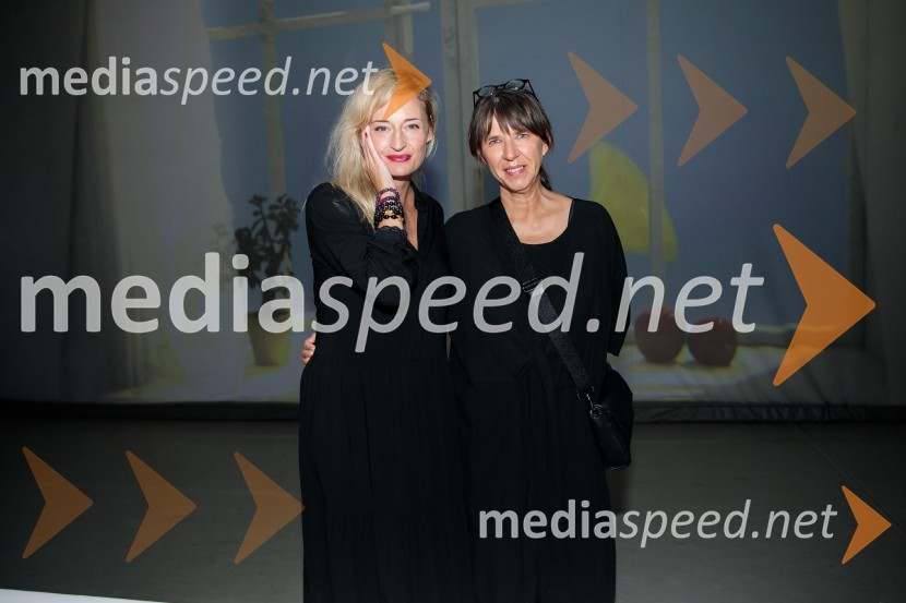  Valentina Turcu, koreografinja in baletna solistka;  Barbara Rogelj, Cankarjev domNanine pesmi, glasbeno-plesna predstava