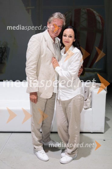  Bojan Maroševič, igralec;  Nana Milčinski, pevkaNanine pesmi, glasbeno-plesna predstava