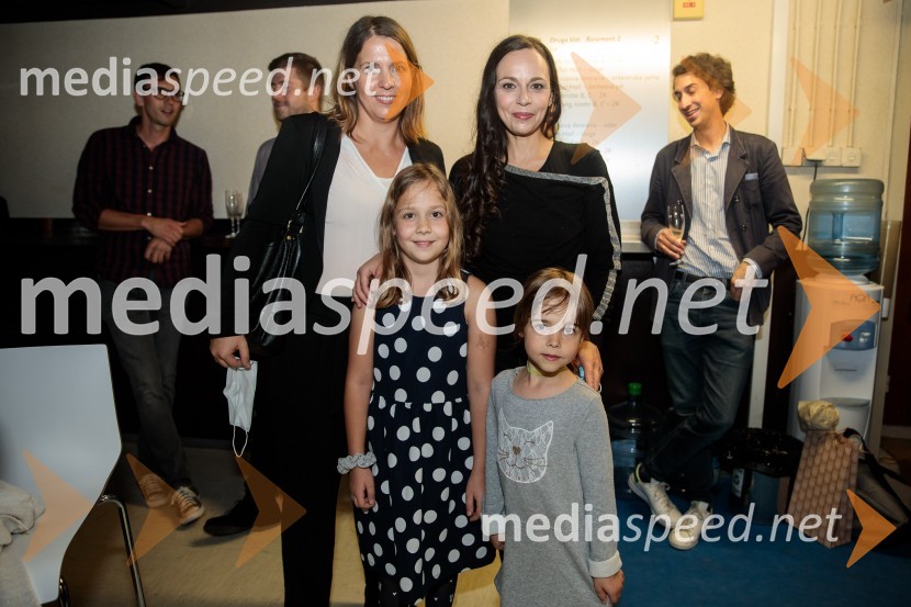  Kristina Jermančič, Cankarjev dom;  Nana Milčinski, pevkaNanine pesmi, glasbeno-plesna predstava