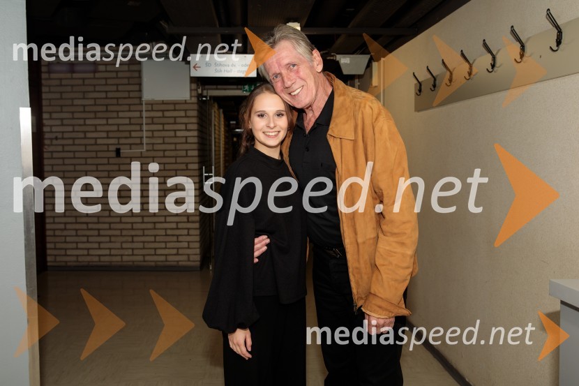  Ema Perić, baletna plesalka;  Bojan Maroševič, igralecNanine pesmi, glasbeno-plesna predstava