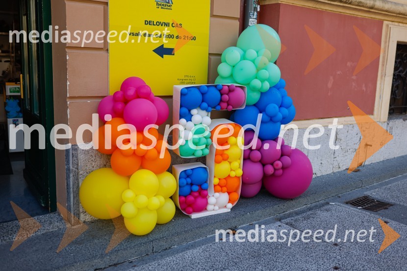 Prva razstava poslikav - iluzij na človeških telesih ob 5. obletnici Hiše iluzij