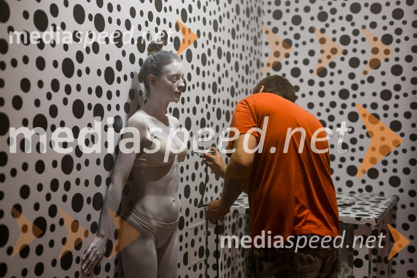  Leon Verdonik, Bodypainting SloveniaPrva razstava poslikav - iluzij na človeških telesih ob 5. obletnici Hiše iluzij