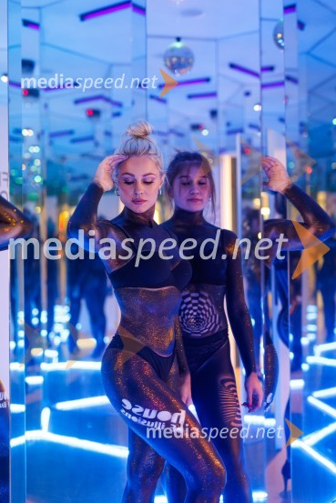 Prva razstava poslikav - iluzij na človeških telesih ob 5. obletnici Hiše iluzij