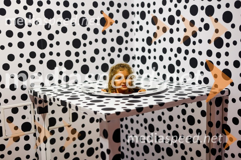 Prva razstava poslikav - iluzij na človeških telesih ob 5. obletnici Hiše iluzij