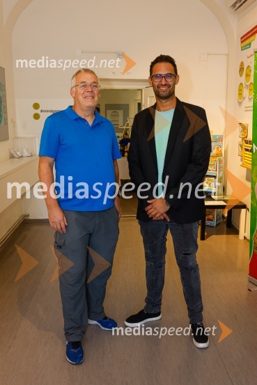  ... ;  Dejan  Grbić, direktor Hiše iluzijPrva razstava poslikav - iluzij na človeških telesih ob 5. obletnici Hiše iluzij