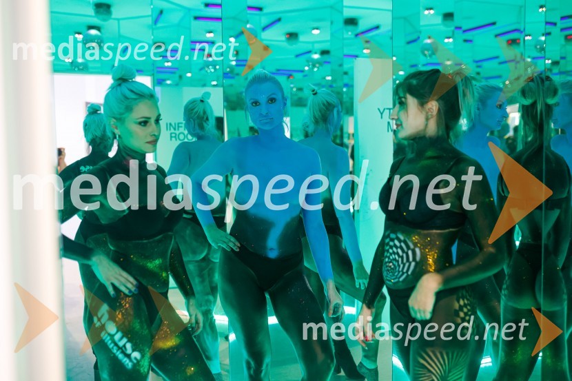  ... ;  Barbara Duh;  ... Prva razstava poslikav - iluzij na človeških telesih ob 5. obletnici Hiše iluzij